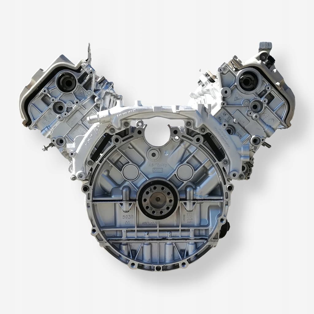 Moteur M 48.70 — vue 3