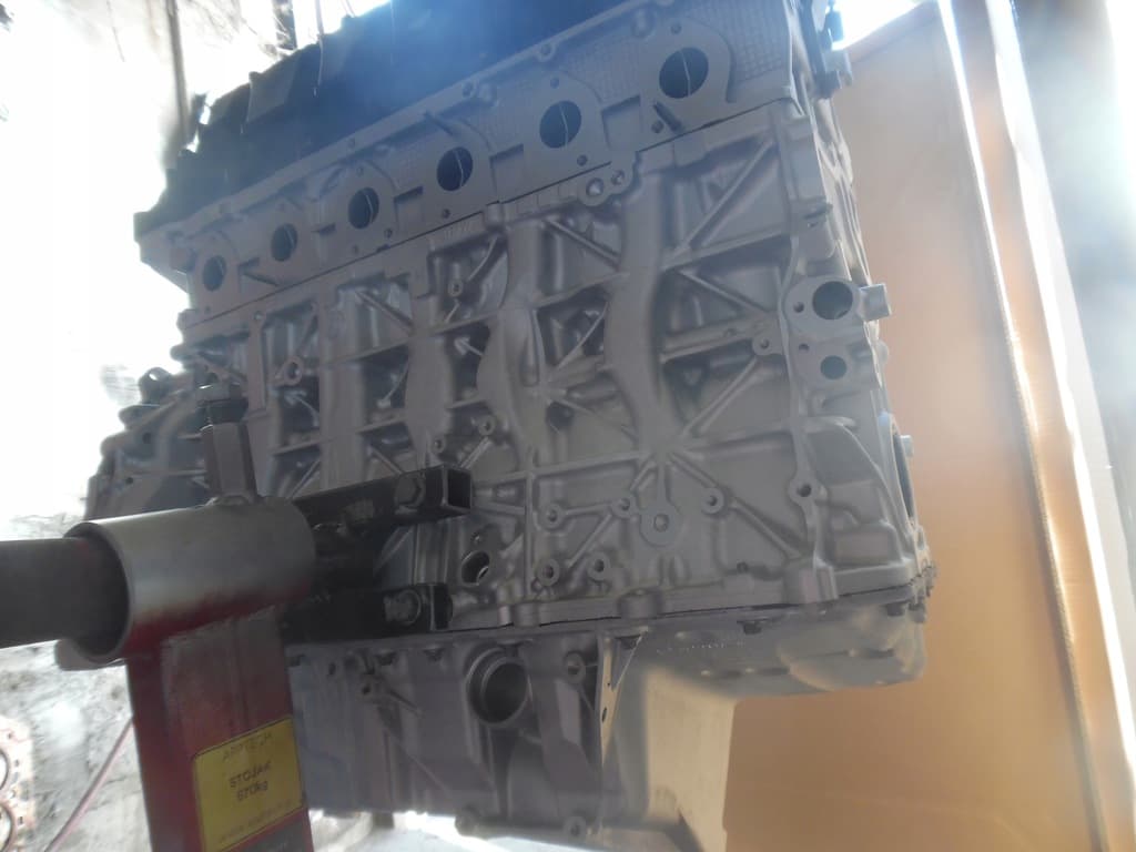 Moteur B57 D30 C — vue 5