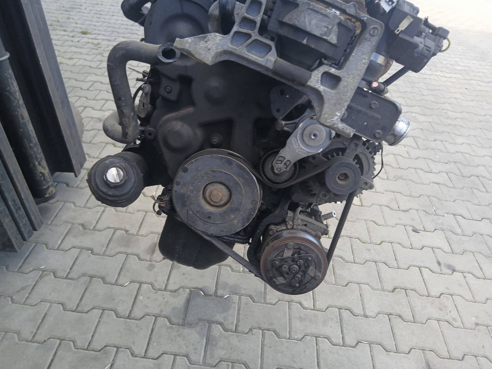 Moteur G8DB — vue 9