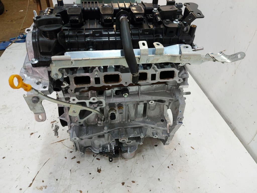 Moteur HR16DE — vue 3