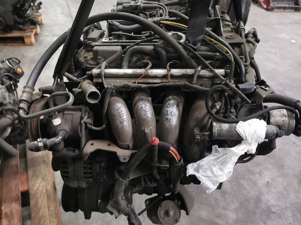 Moteur B 4204 S pour Volvo S40