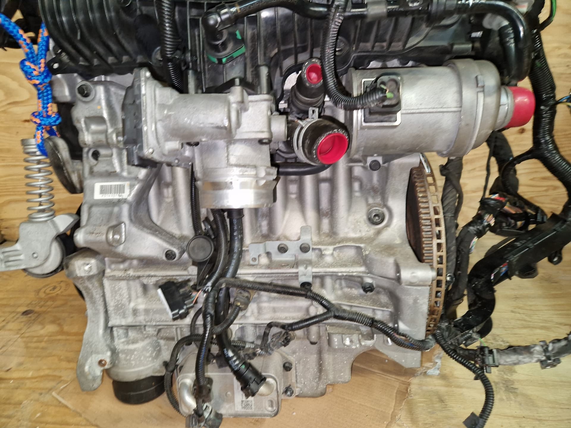 Moteur B 4204 T19 — vue 8