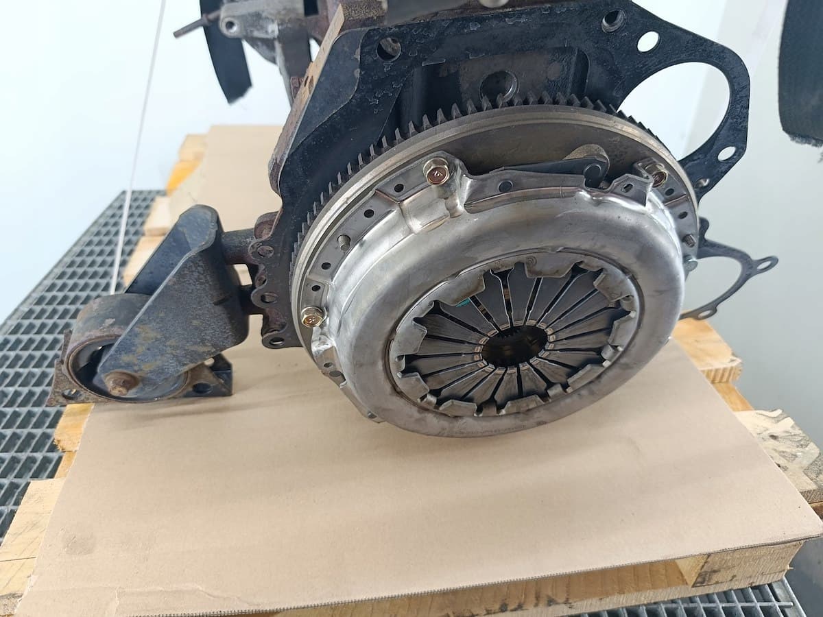Moteur QG18DE — vue 2