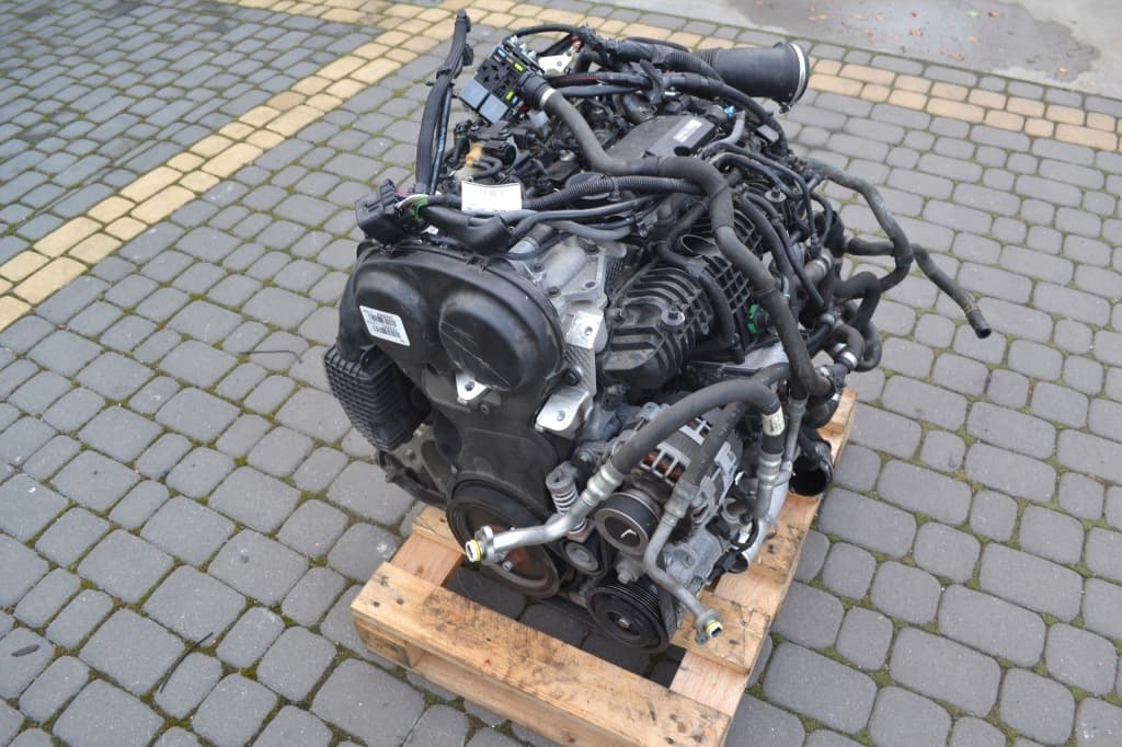 Moteur B 4204 T19 - Image 1