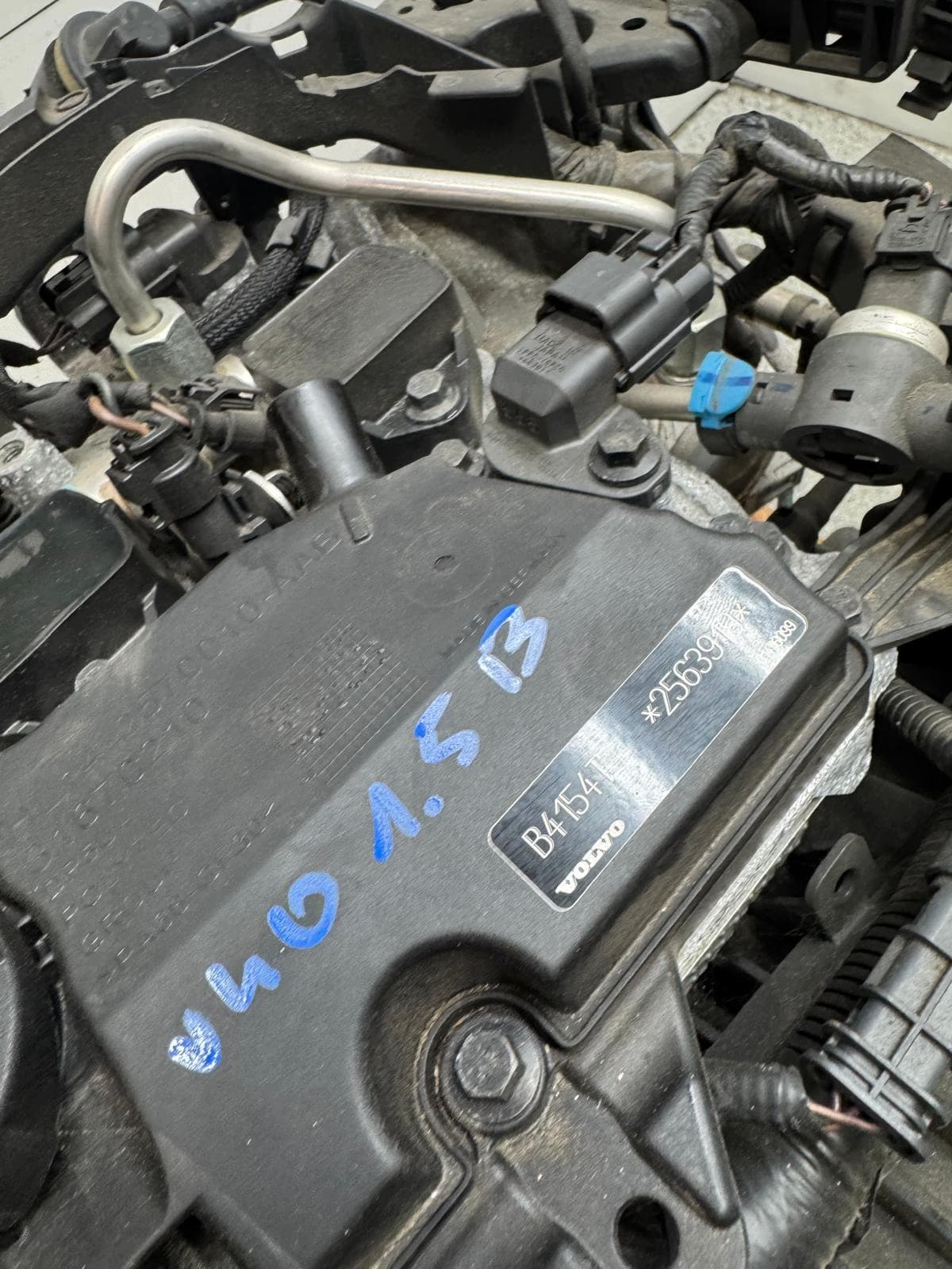 Moteur B 4154 T4 — vue 6