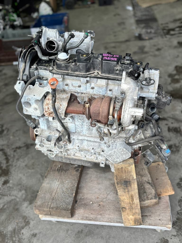 Moteur 8HP (DV4C) — vue 3
