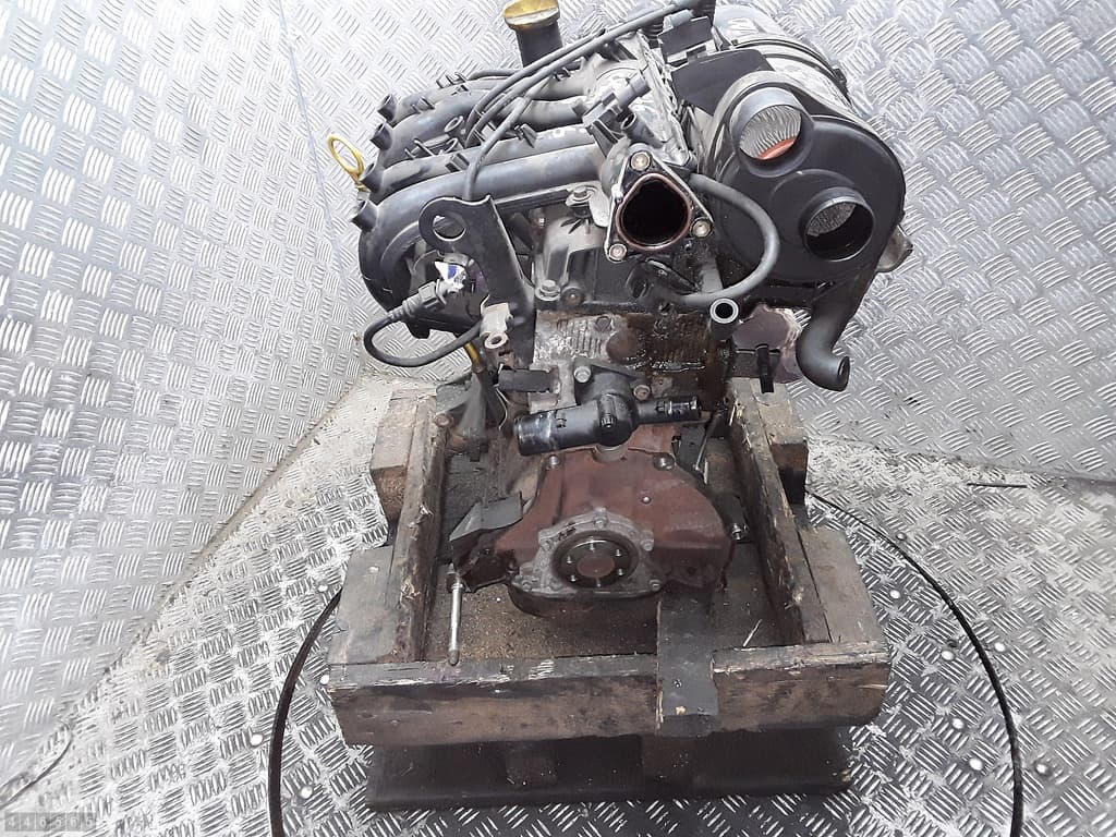 Moteur D7F 726 — vue 2