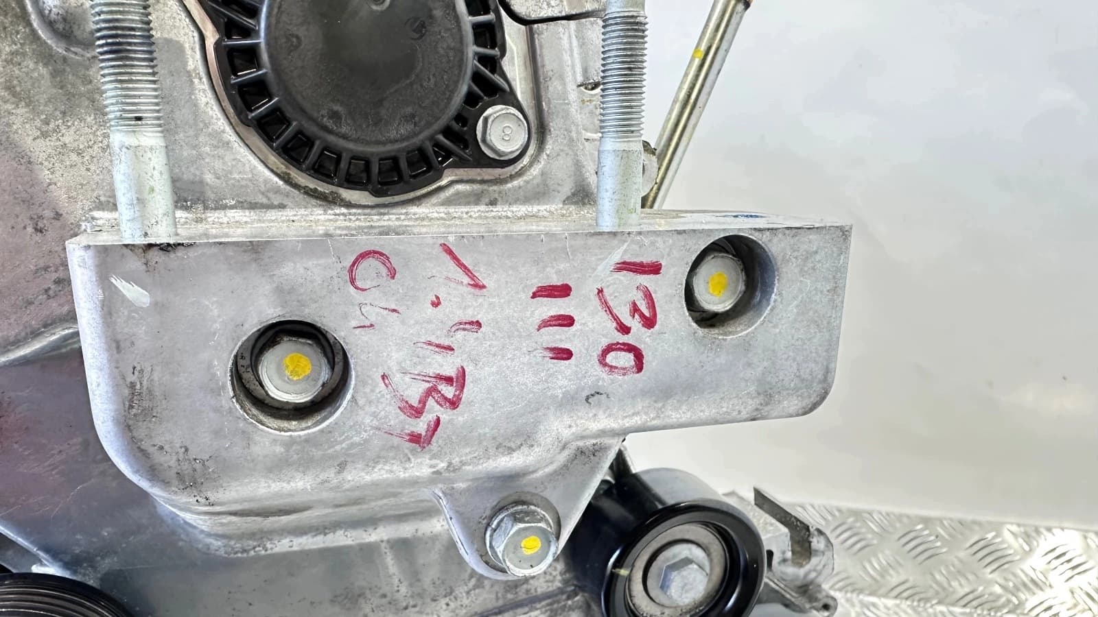Moteur G4LD — vue 2