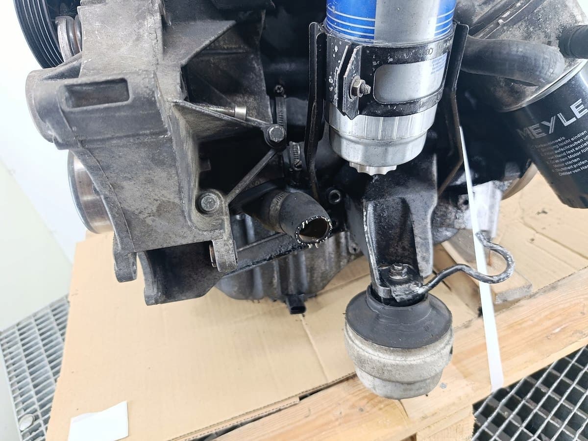 Moteur AVG — vue 9