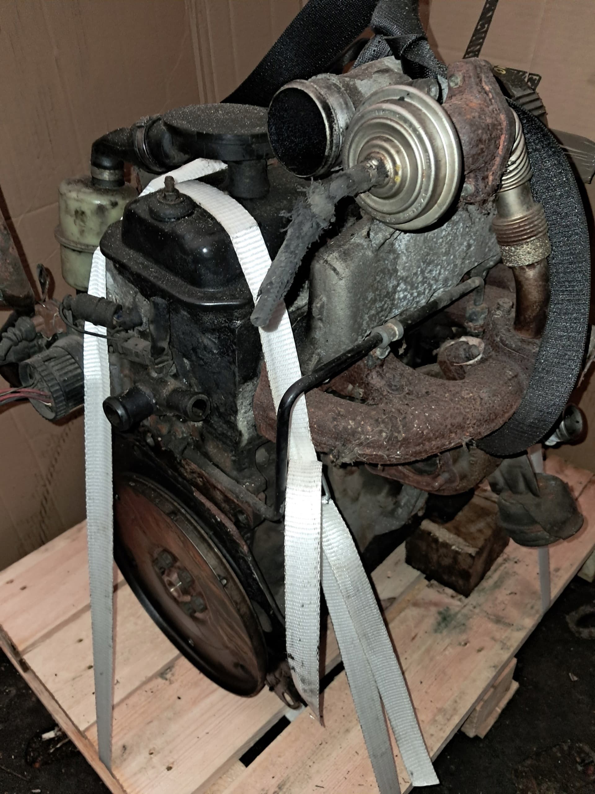 Moteur AVG — vue 8