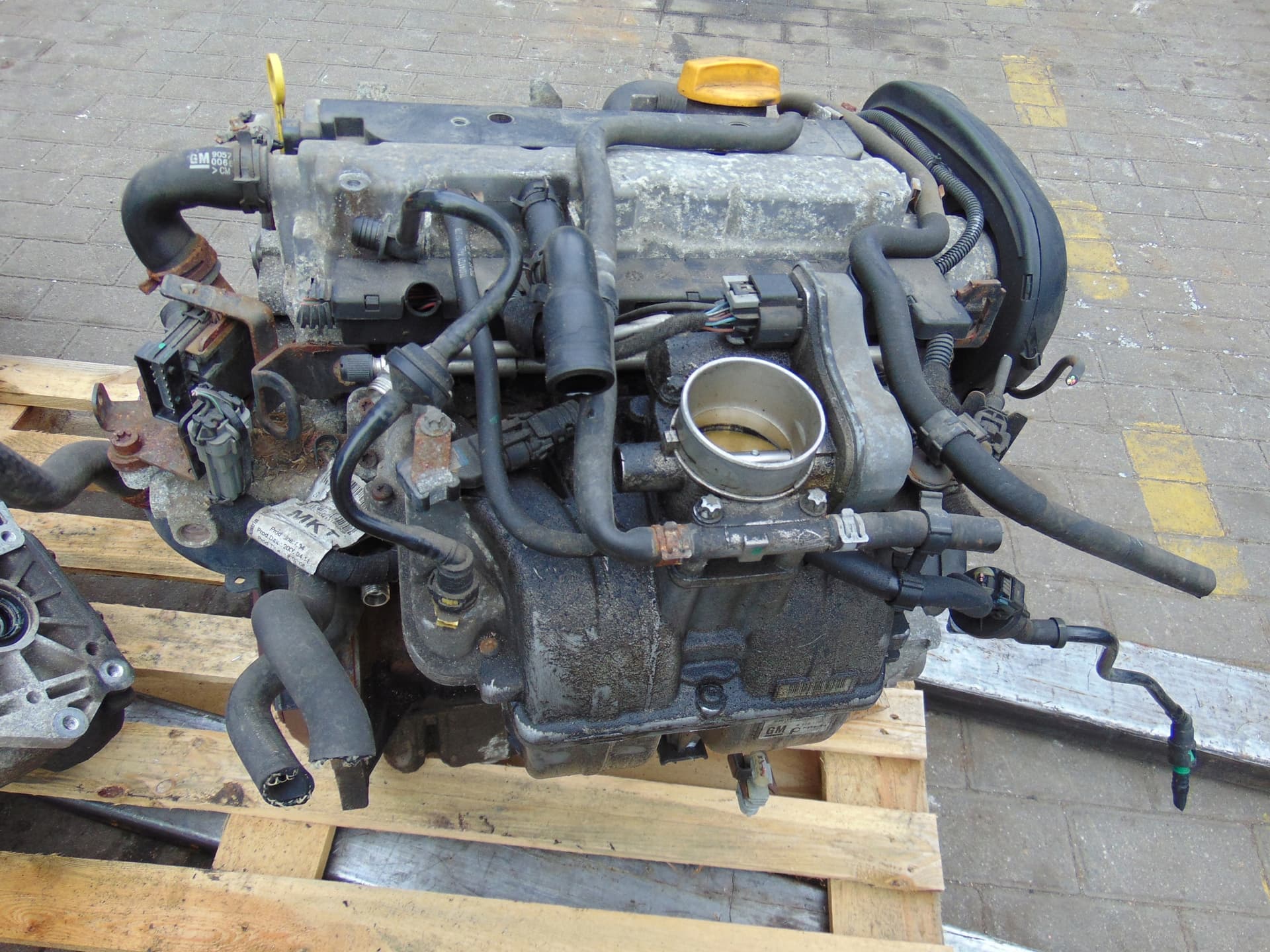 Moteur Z 16 YNG — vue 2