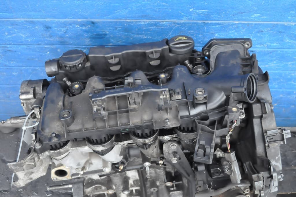 Moteur 9HX (DV6ATED4) — vue 2