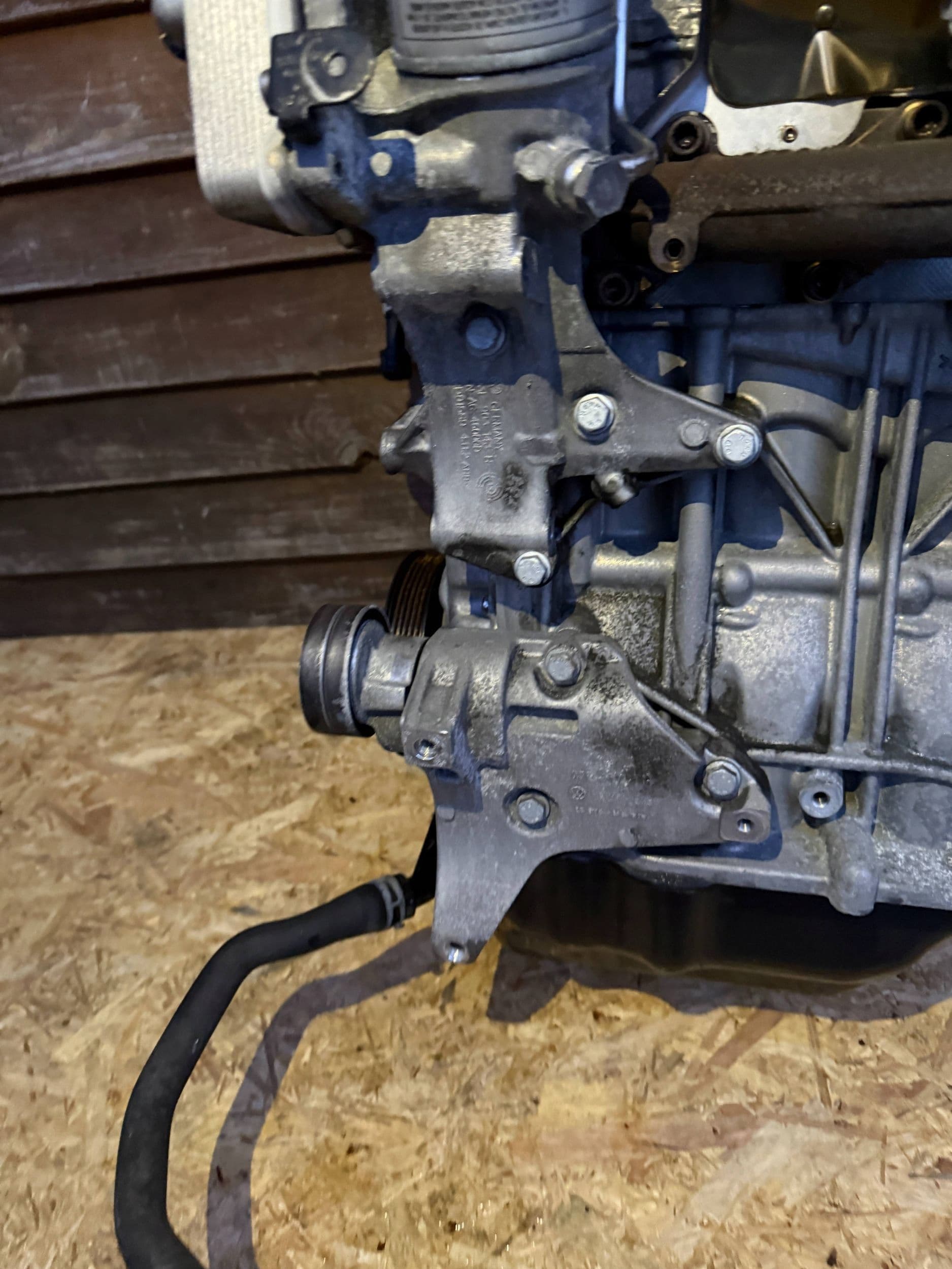 Moteur CBZA — vue 12