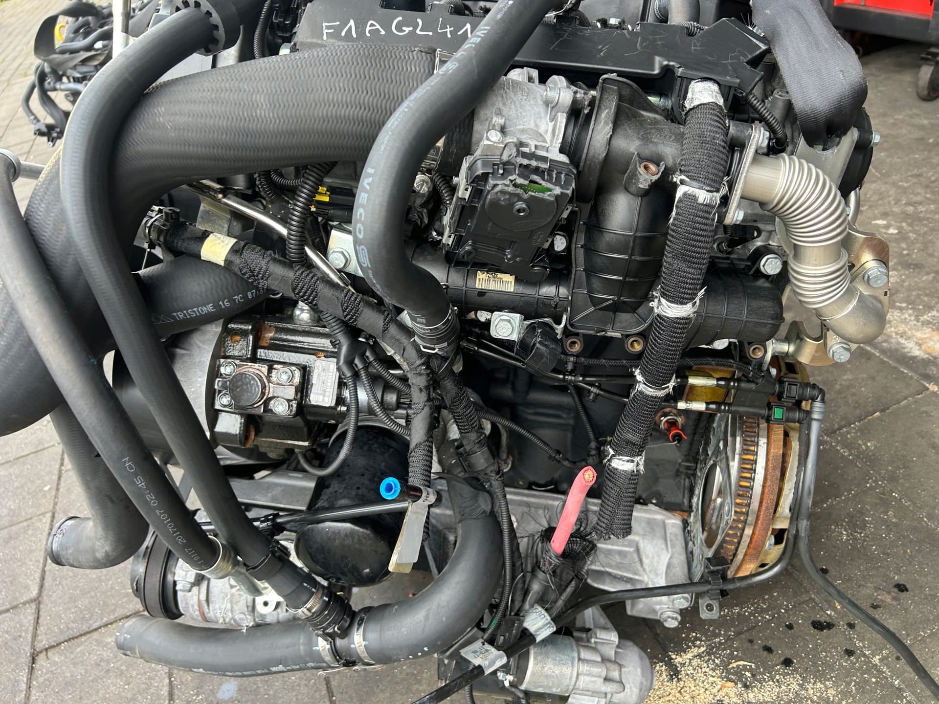 Moteur F1AGL411J — vue 6