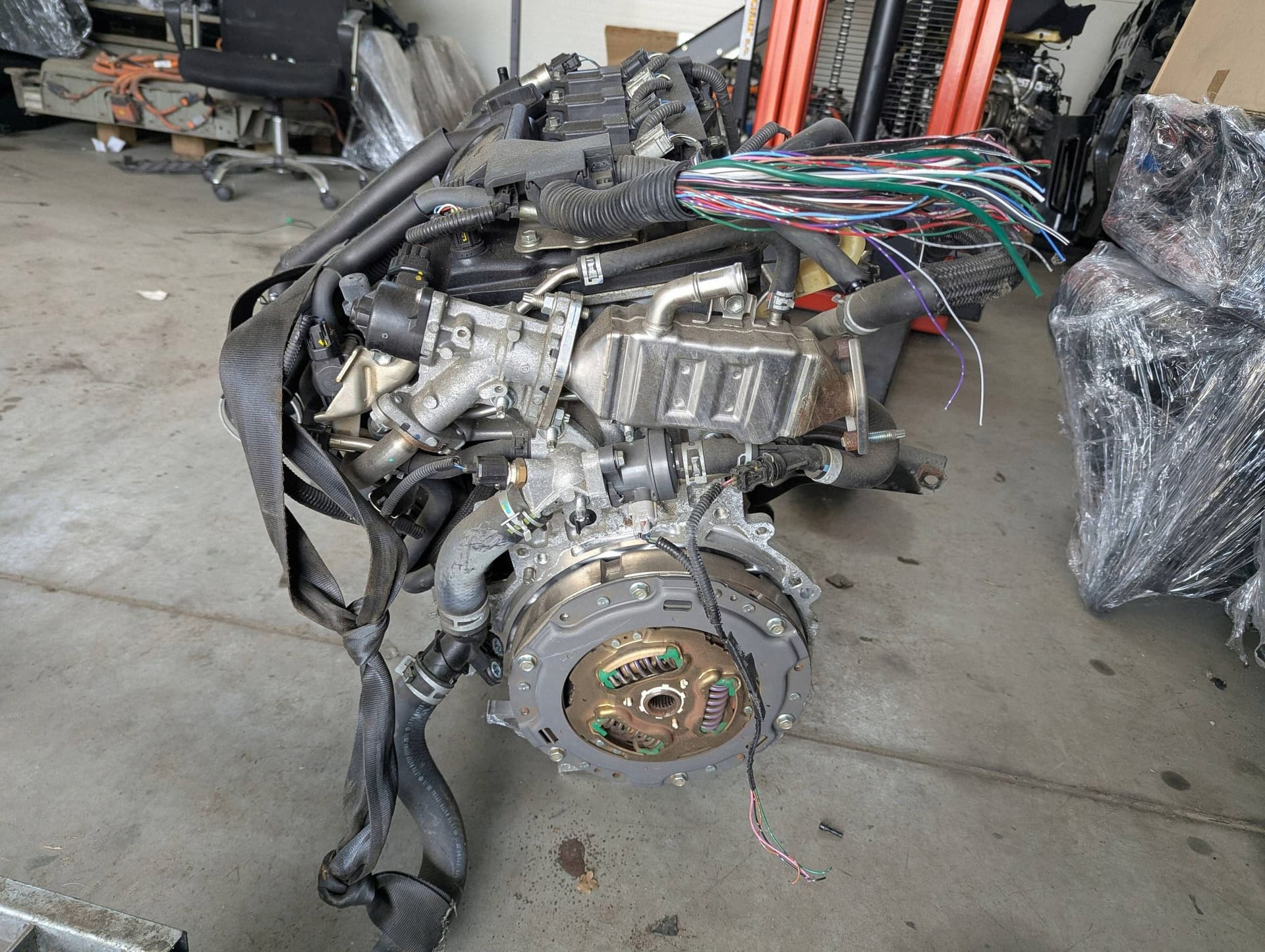 Moteur 2ZR-FXE — vue 6