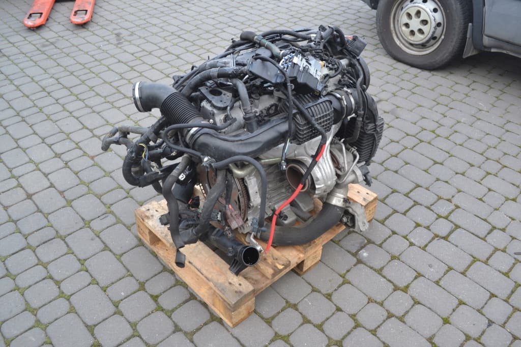 Moteur B 4204 T19 — vue 3