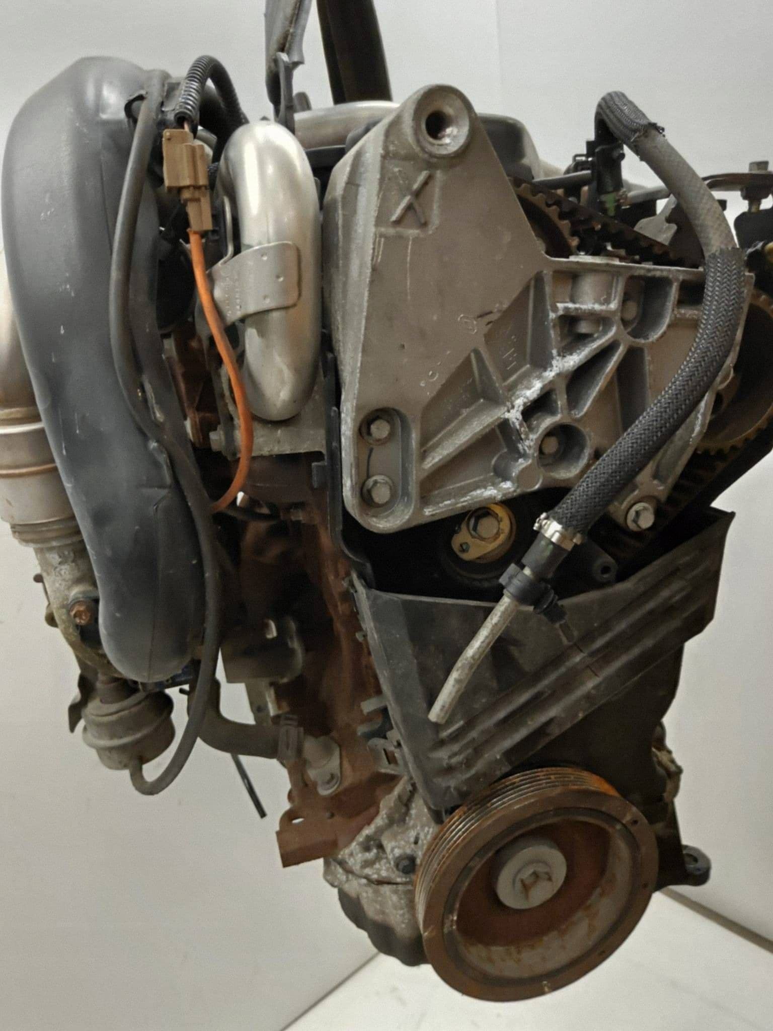 Moteur K9K 837 — vue 2