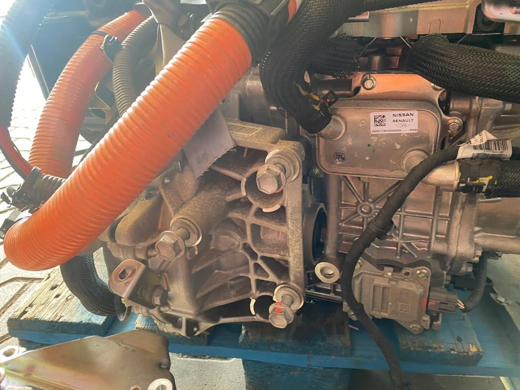 Moteur 6AM 402 — vue 4