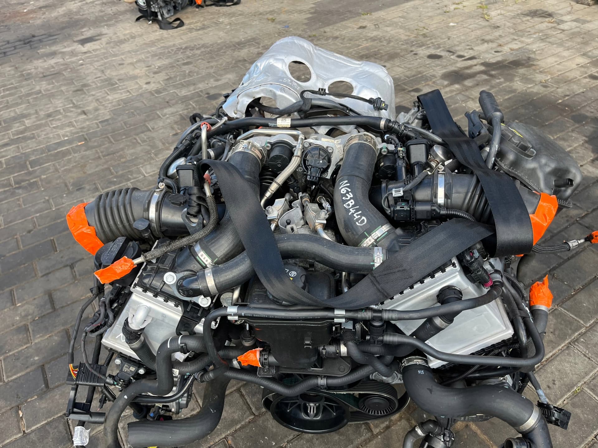 Moteur N63 B44 D — vue 14