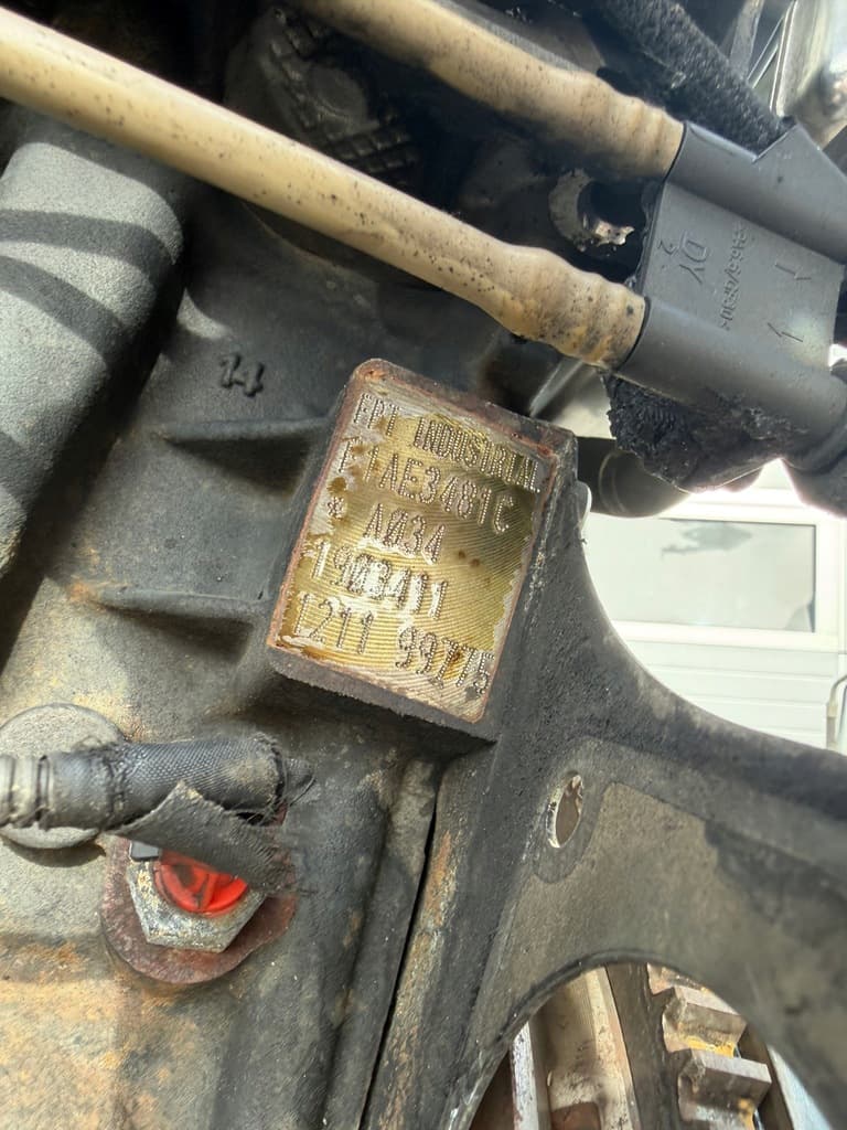 Moteur F1AE3481C — vue 6