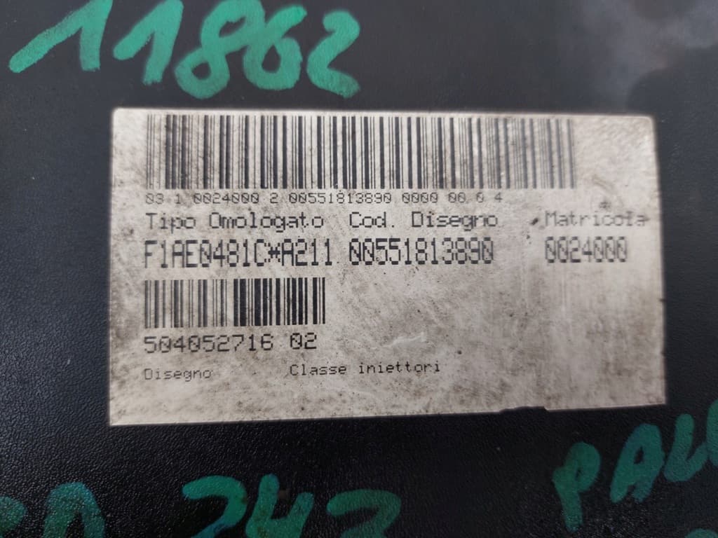 Moteur F1AE0481C — vue 4