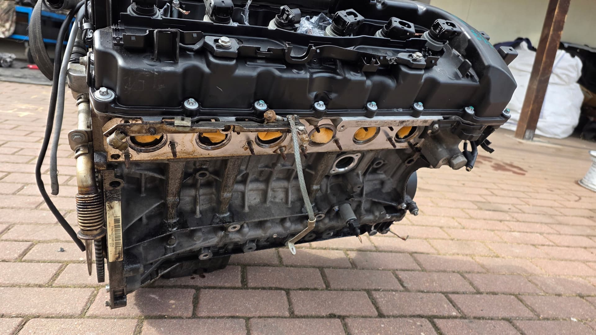 Moteur N53 B30 A — vue 3