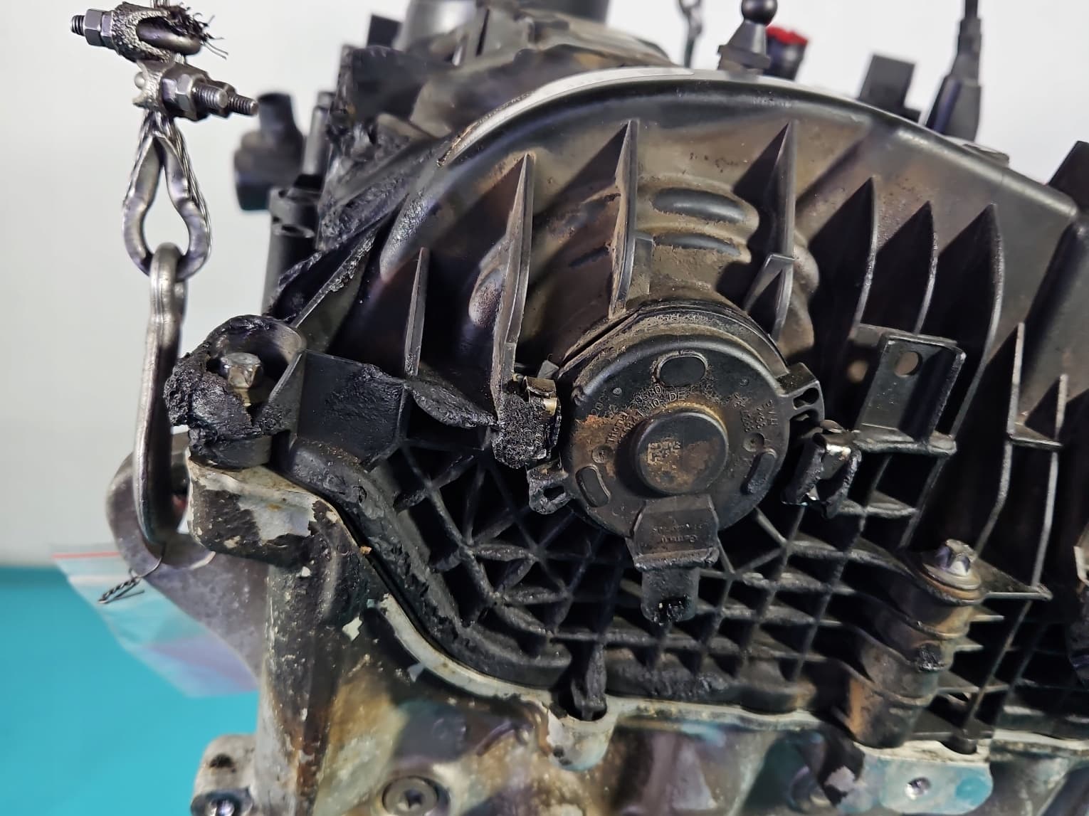 Moteur B48 B20 A — vue 3
