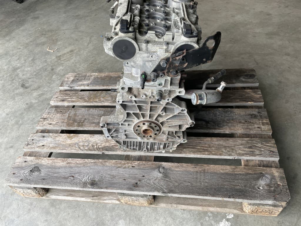 Moteur B 5254 T3 — vue 3