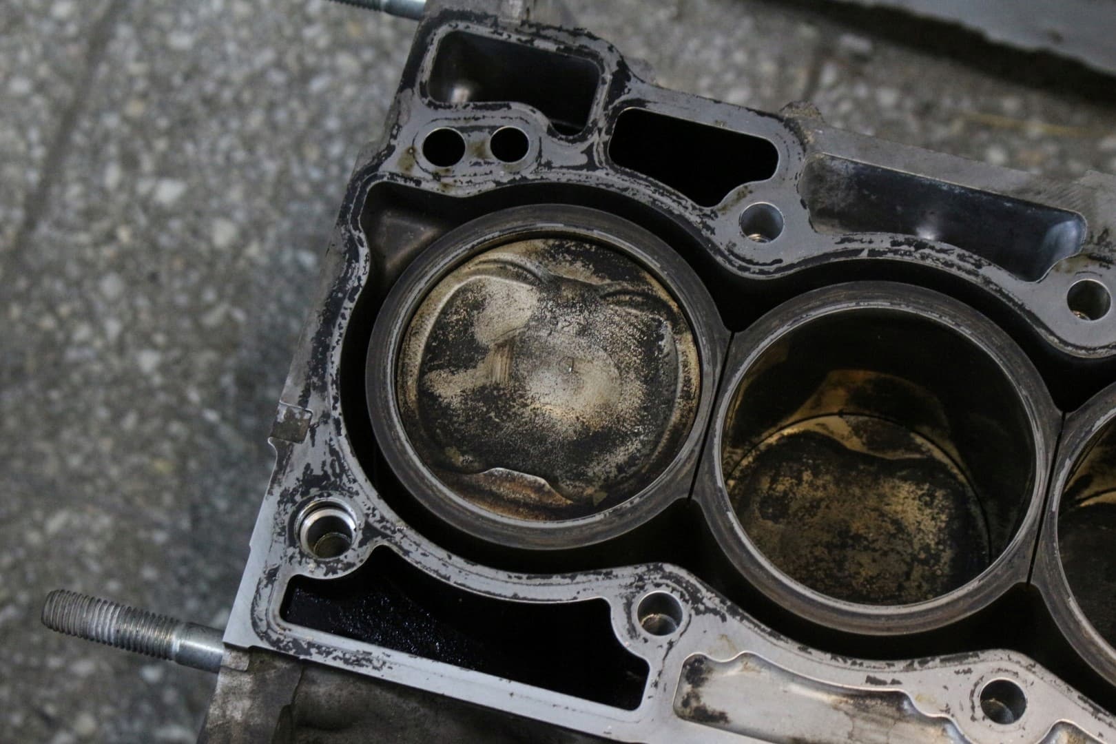 Moteur M4R 704 — vue 3