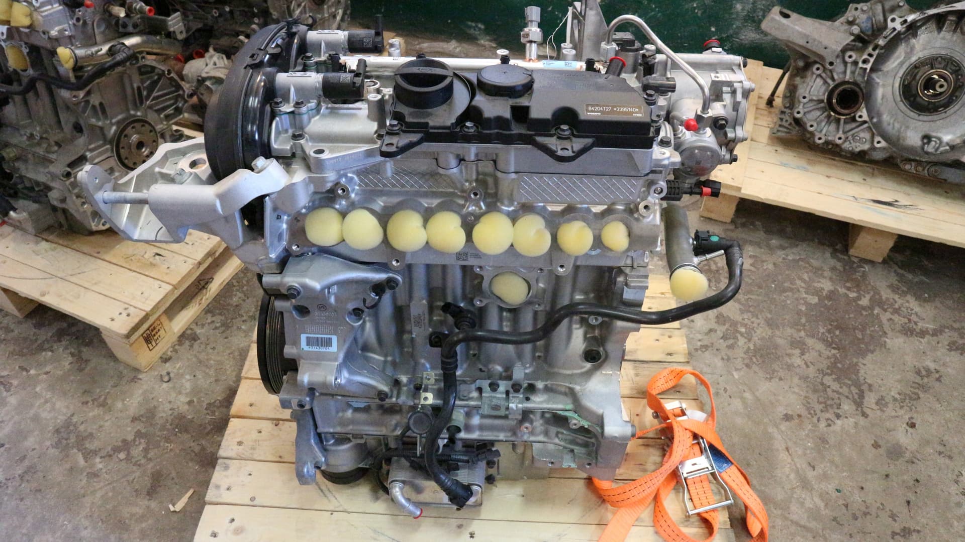 Moteur B 4204 T27 - Image 1