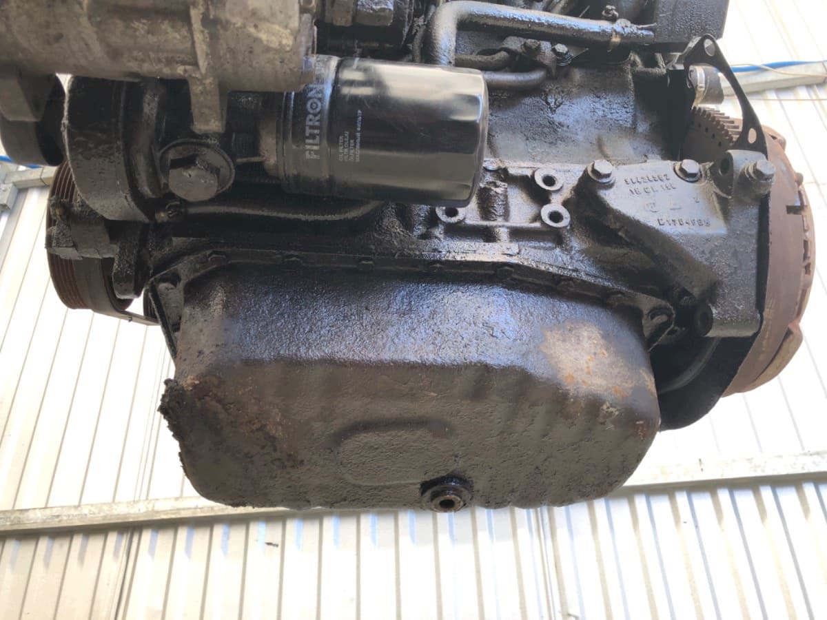 Moteur 8140.43 — vue 12