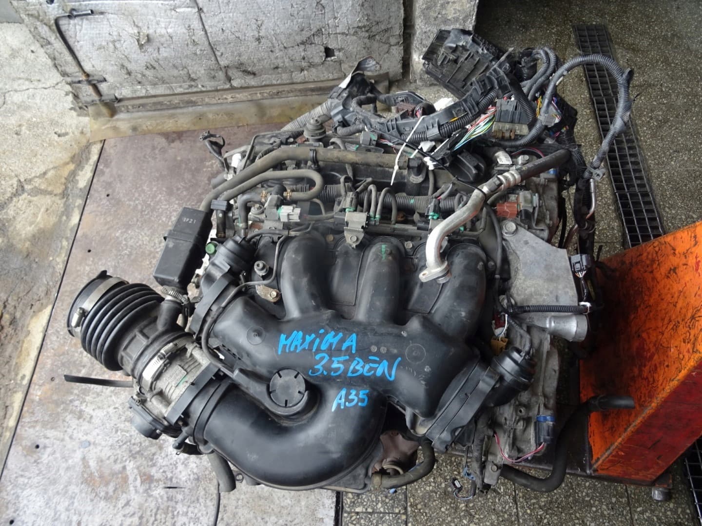 Moteur VQ25DE pour Nissan