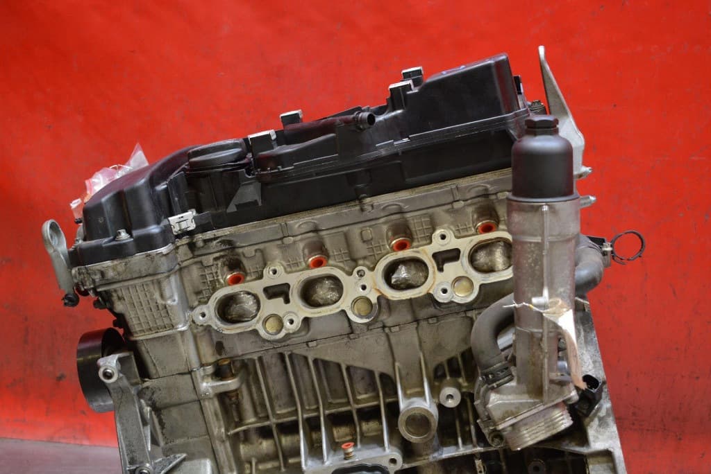 Moteur M 112.913 — vue 3