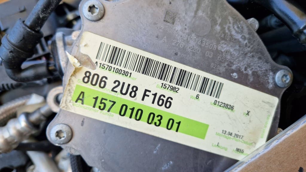 Moteur M 157.982 — vue 3