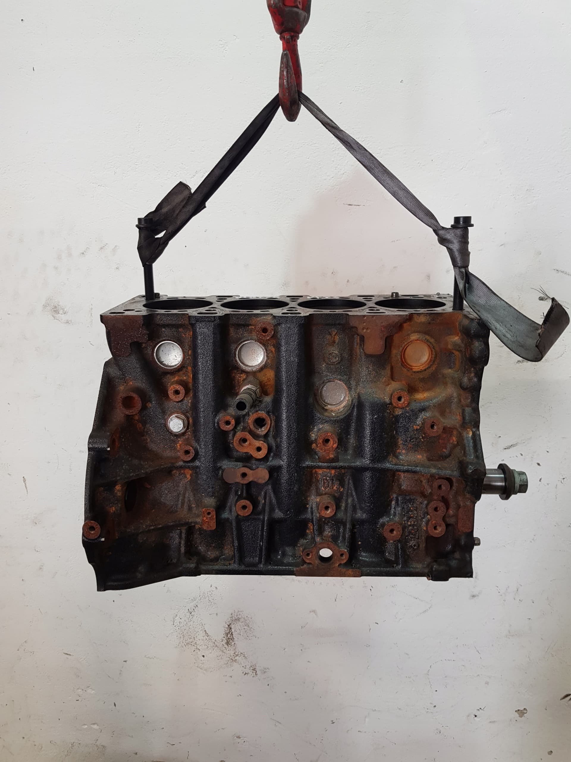 Moteur D22DTR(672.980) — vue 4