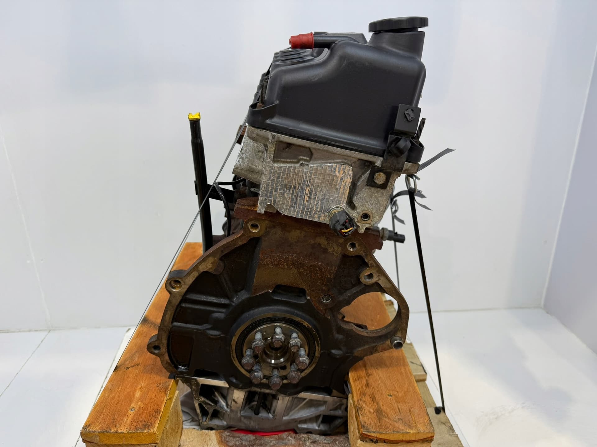 Moteur W10 B16 A — vue 4
