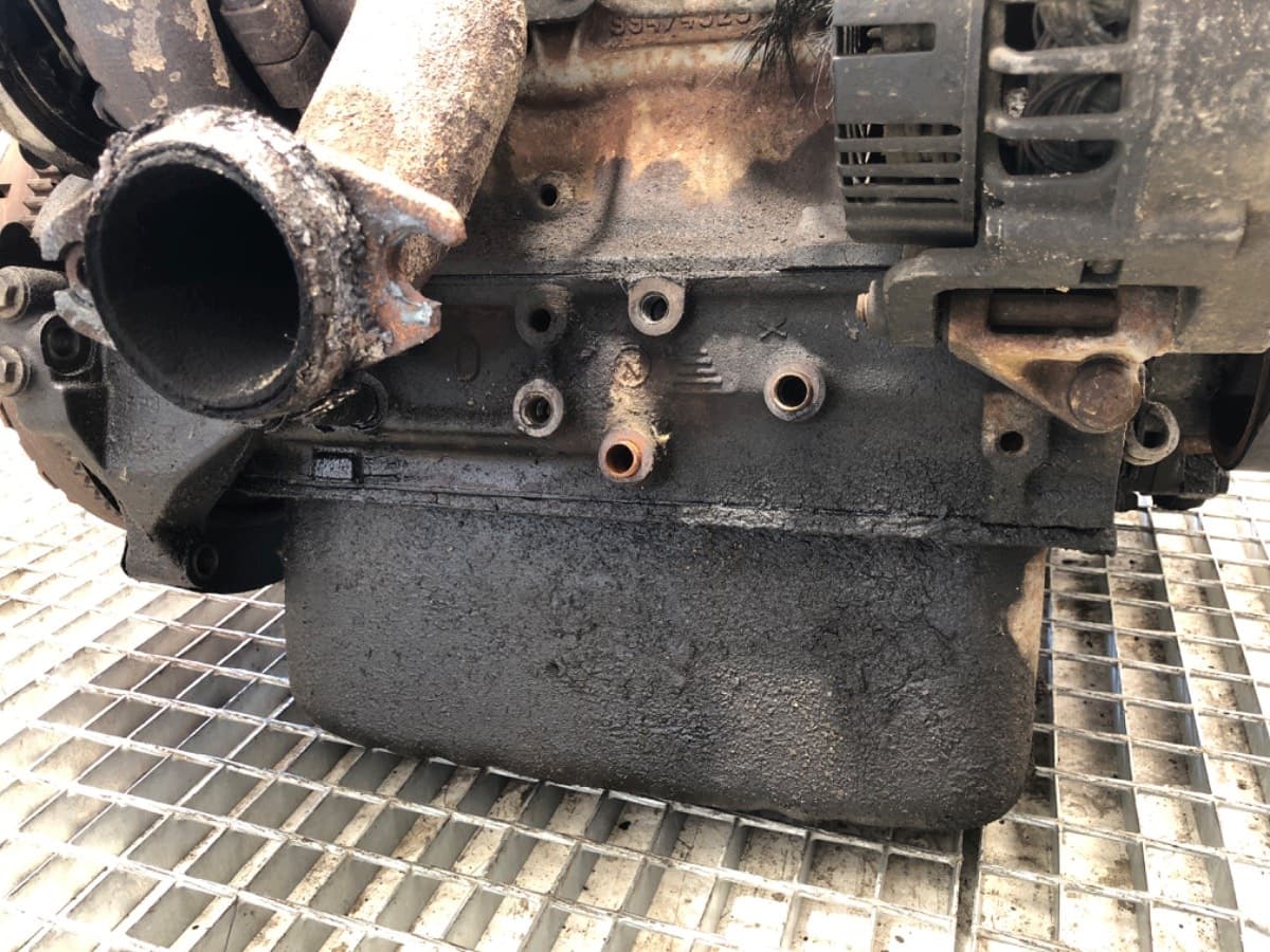 Moteur 8140.43 — vue 9