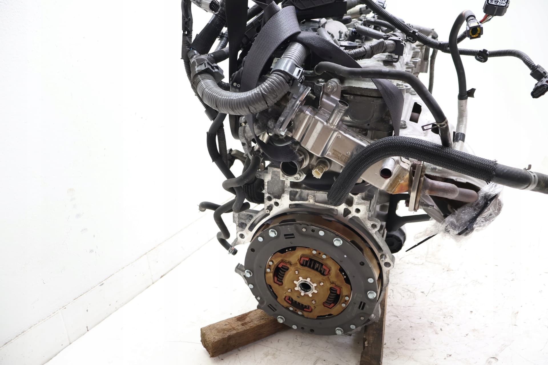 Moteur 2ZR-FE — vue 2
