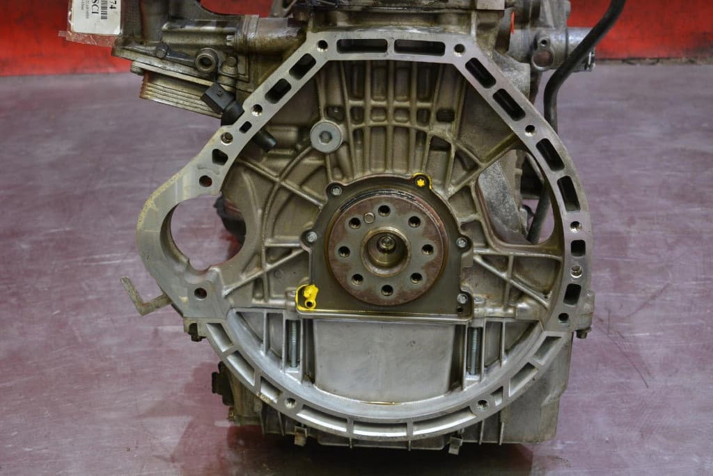 Moteur M 112.913 — vue 8