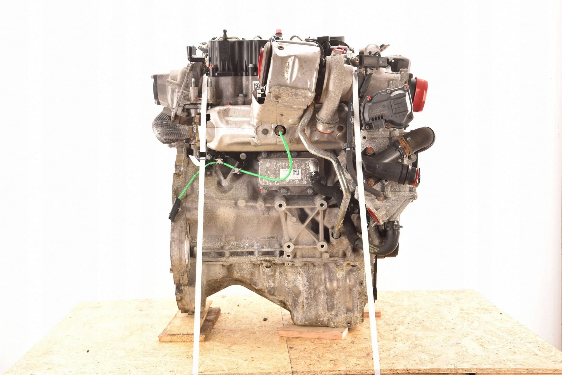 Moteur 204DTH(AJ20D4) — vue 3