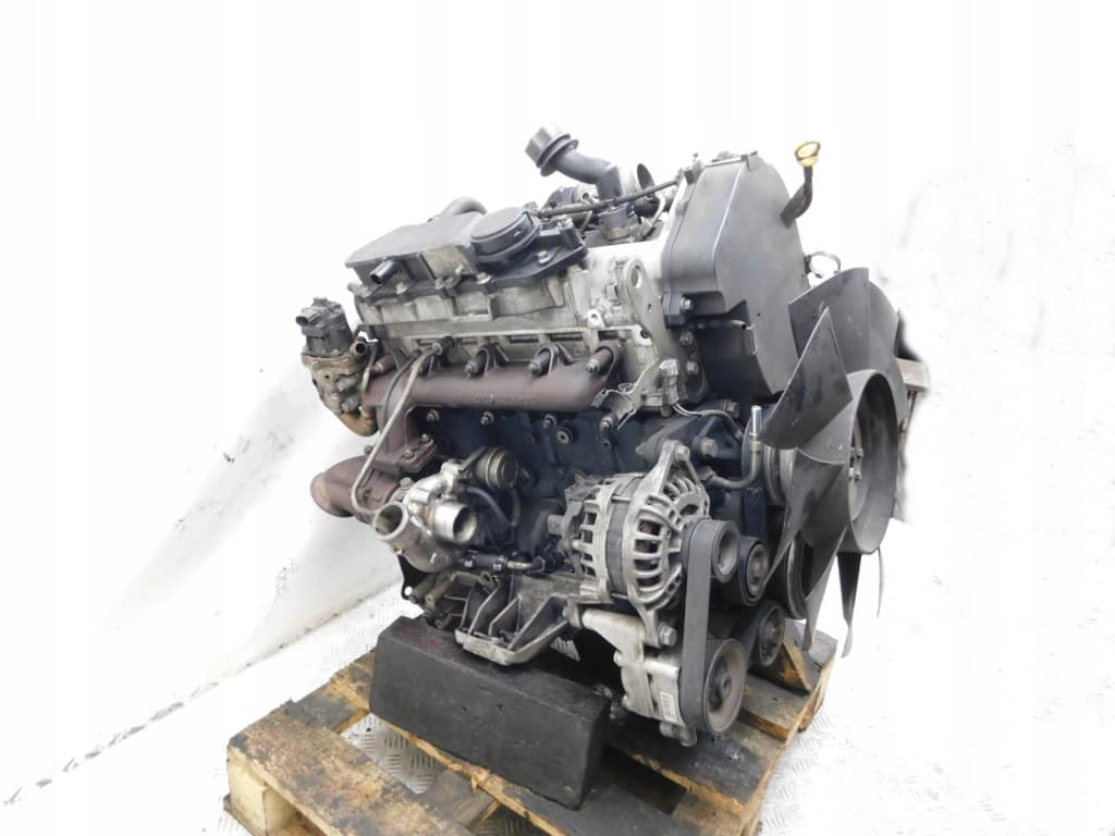Moteur F1AE3481A — vue 4