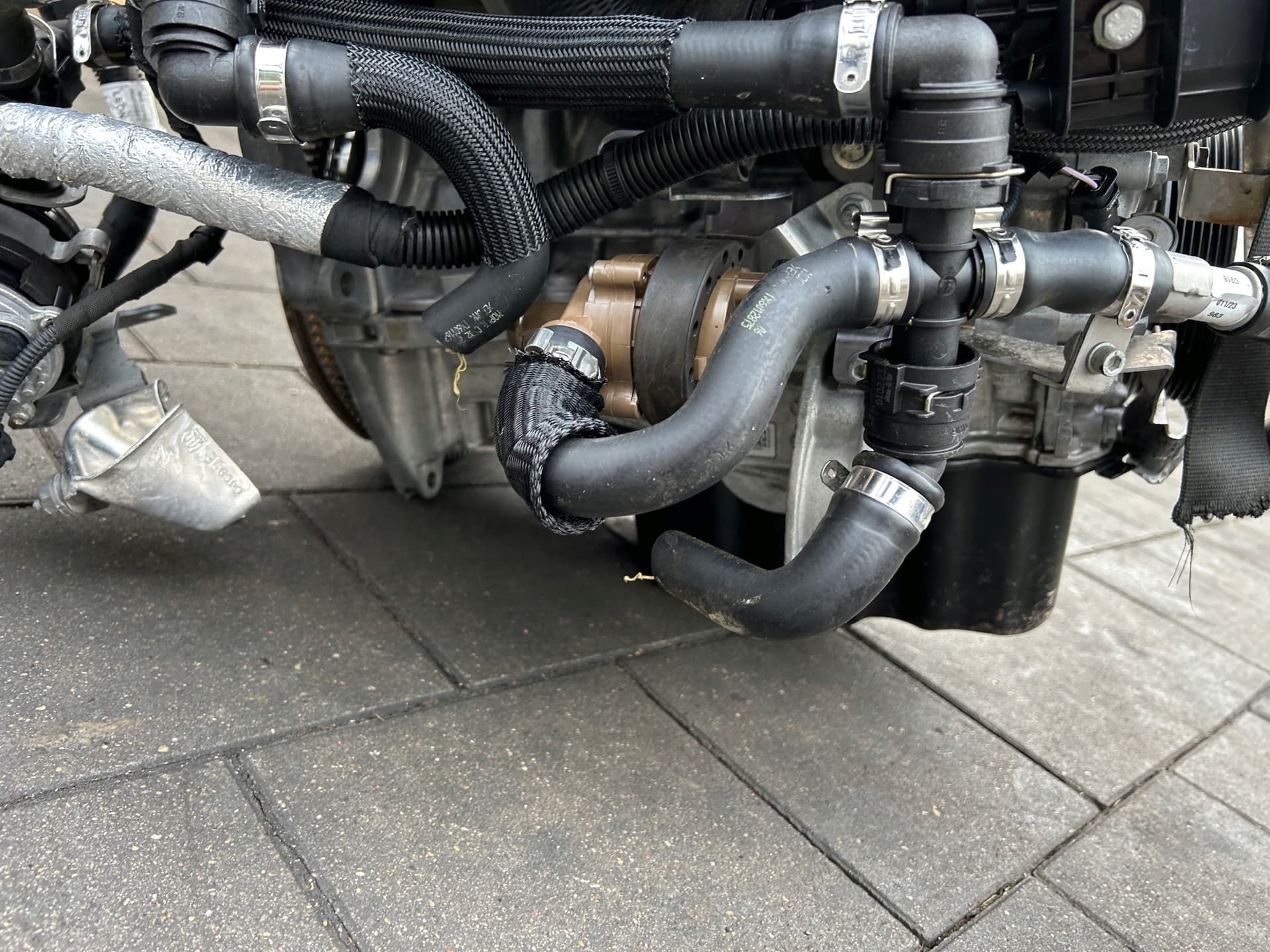 Moteur 46347812 — vue 5