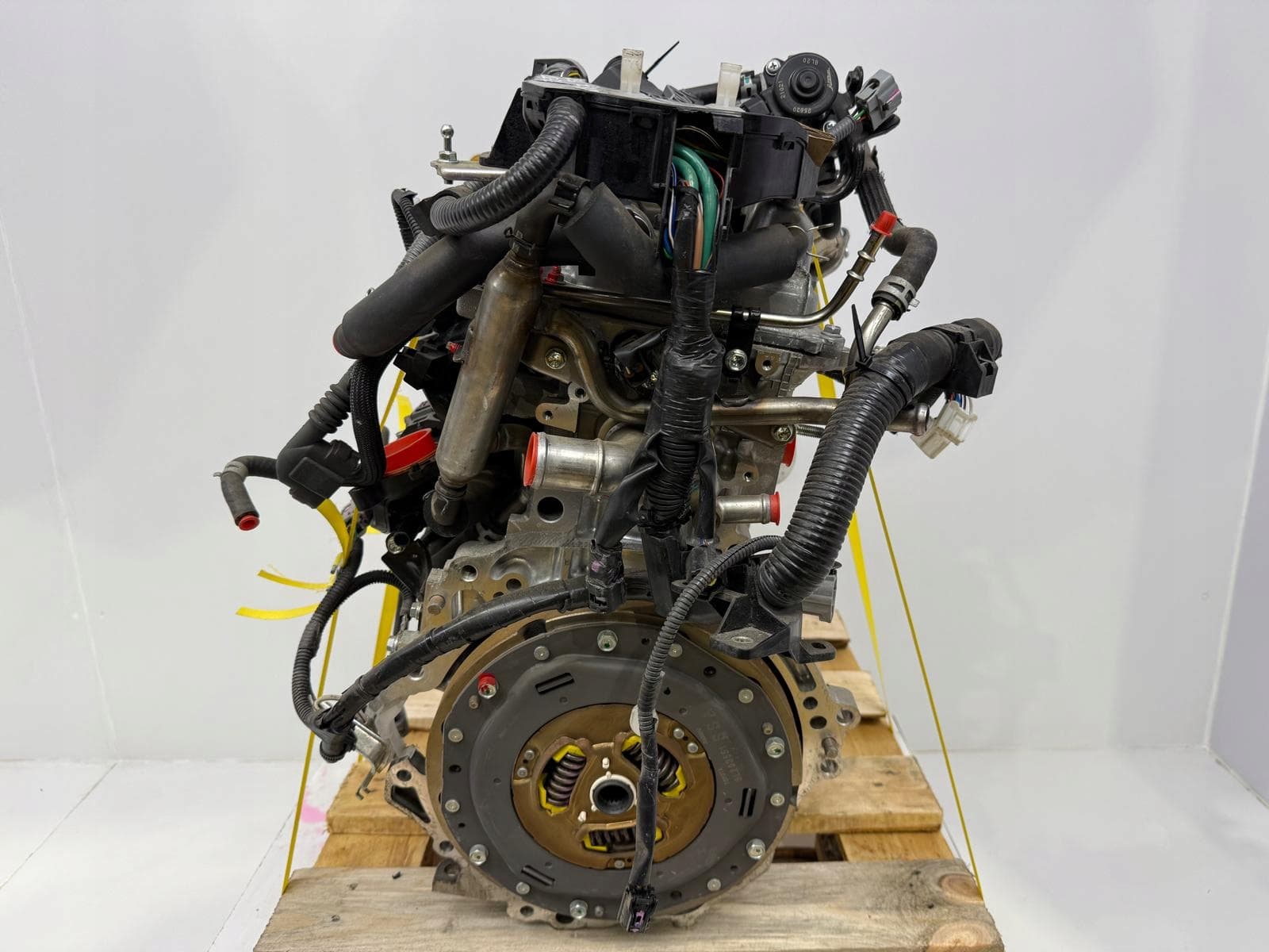 Moteur 1NZ-FXE — vue 4
