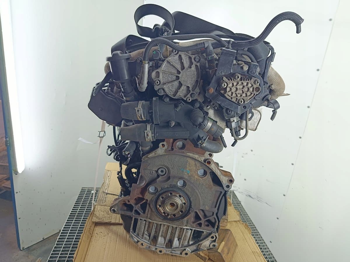 Moteur Q4BA — vue 4