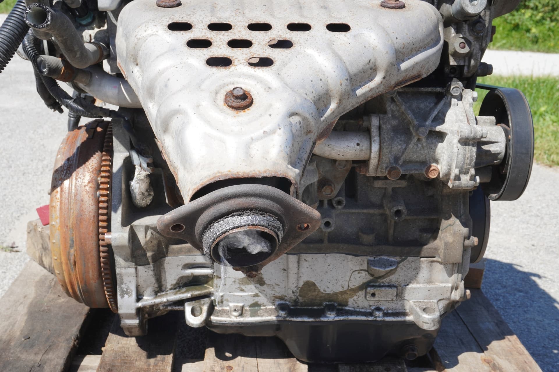 Moteur 4B10 — vue 4