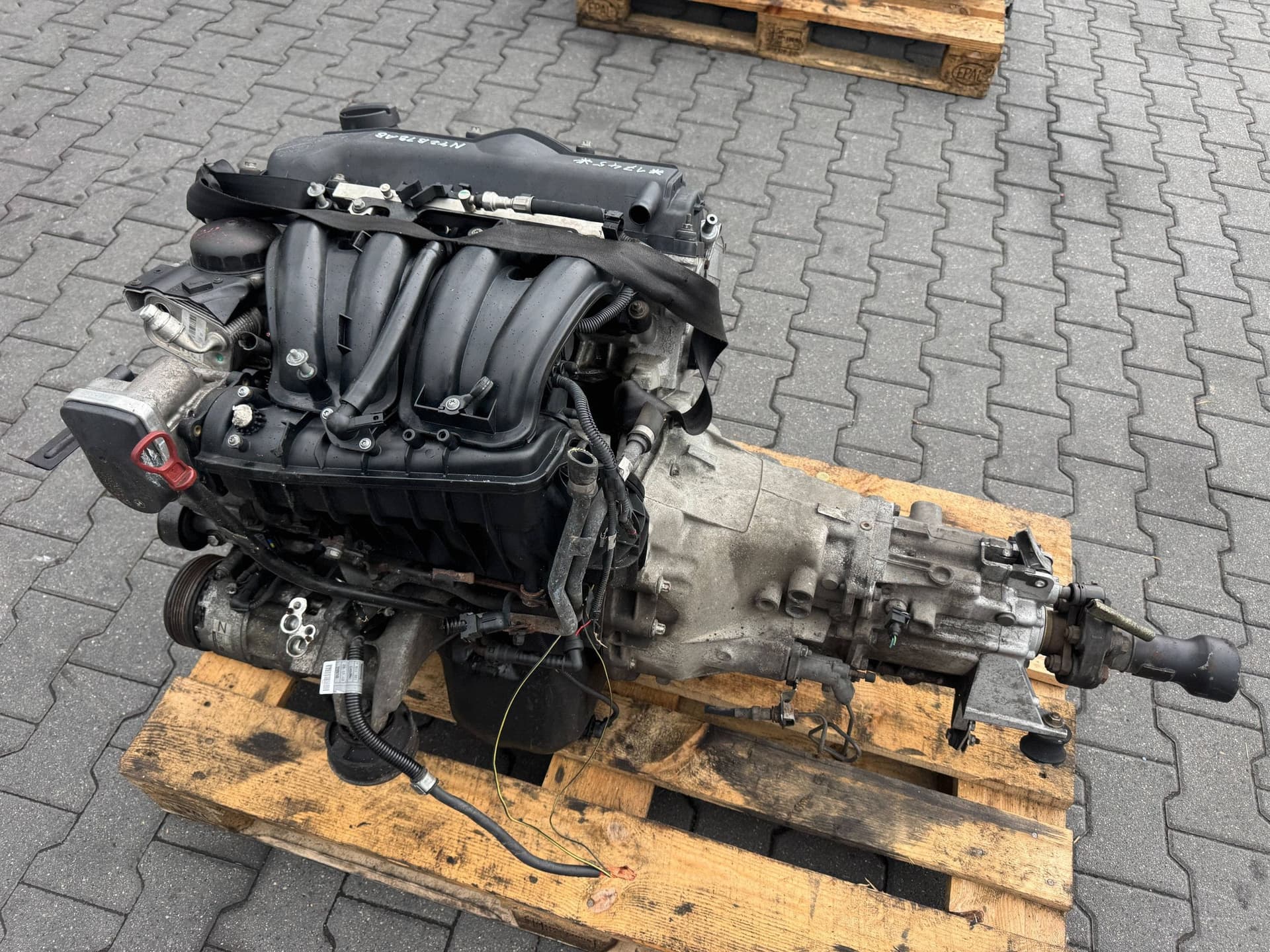 Moteur N42 B18 A — vue 4
