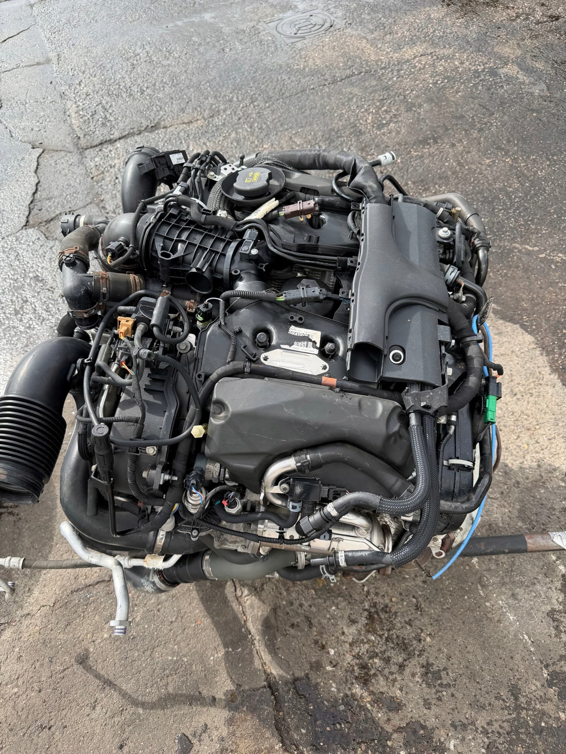 Moteur 306DT(TDV6) — vue 2