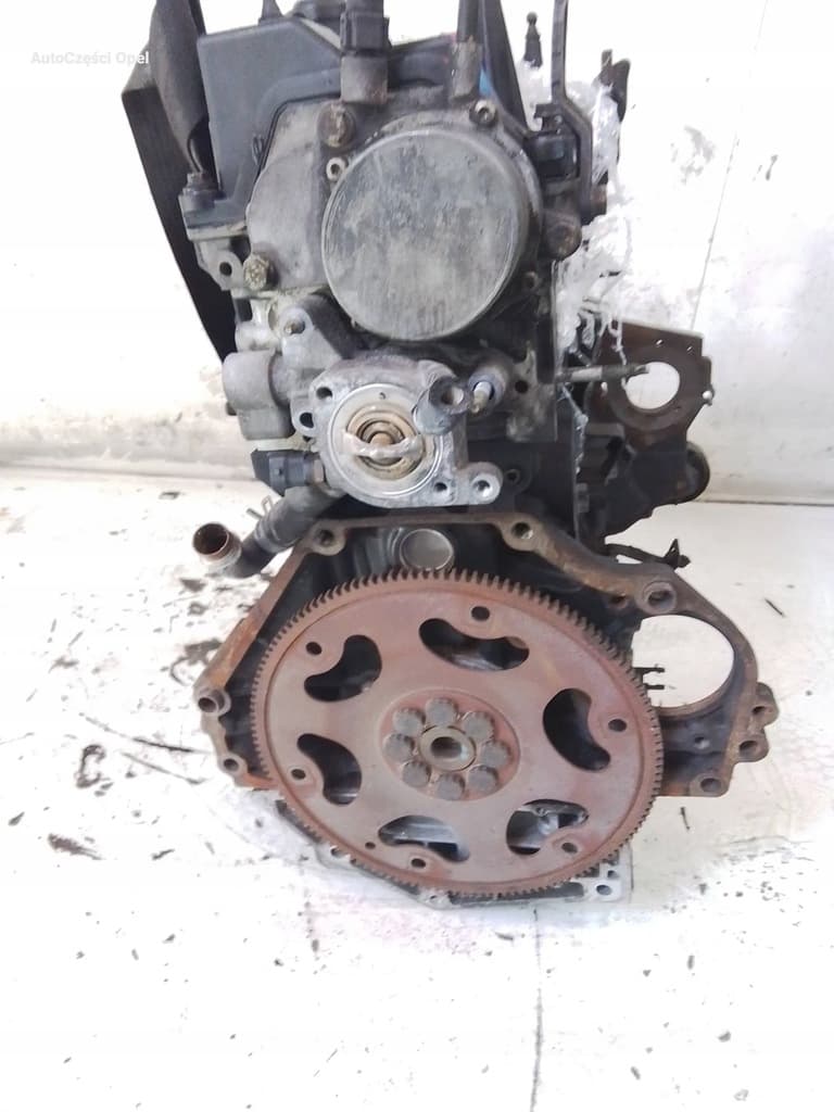 Moteur A 17 DTS — vue 3