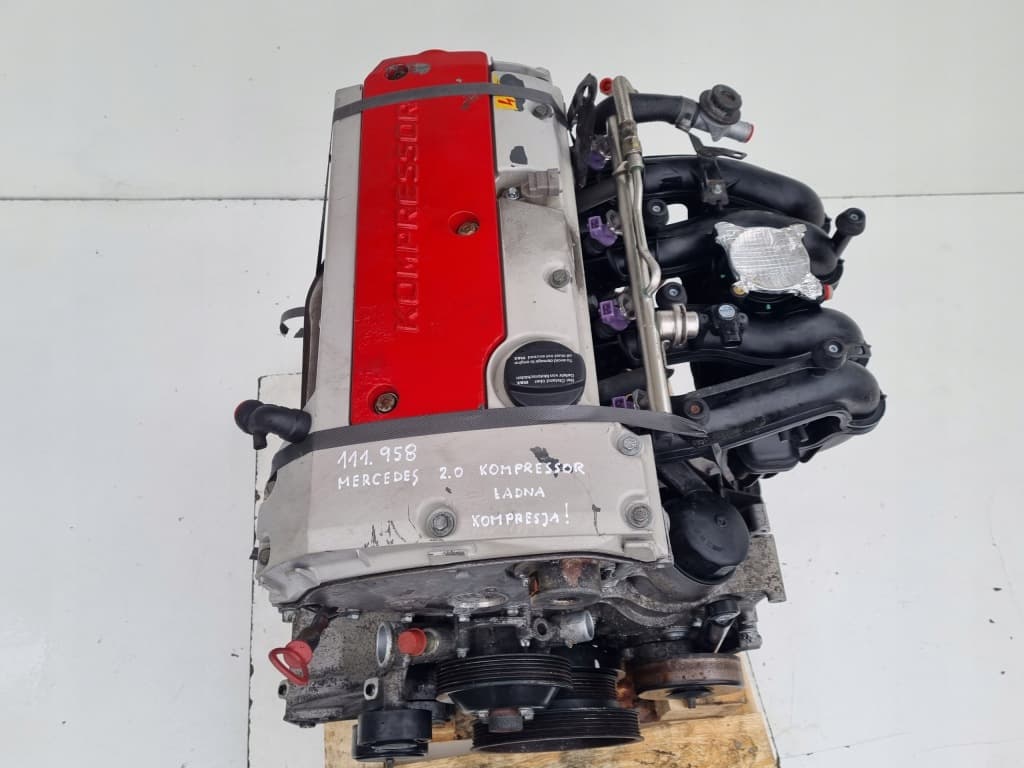 Moteur M 111.956 — vue 3