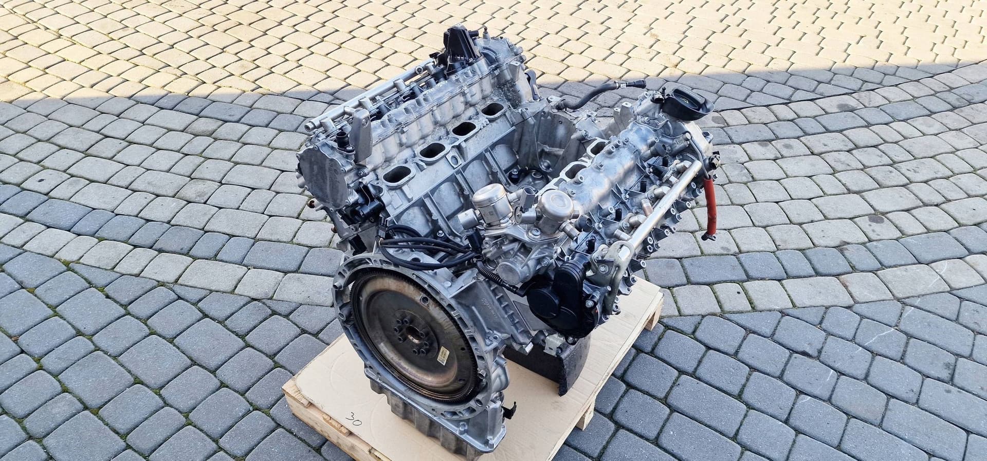 Moteur M 157.982 — vue 6